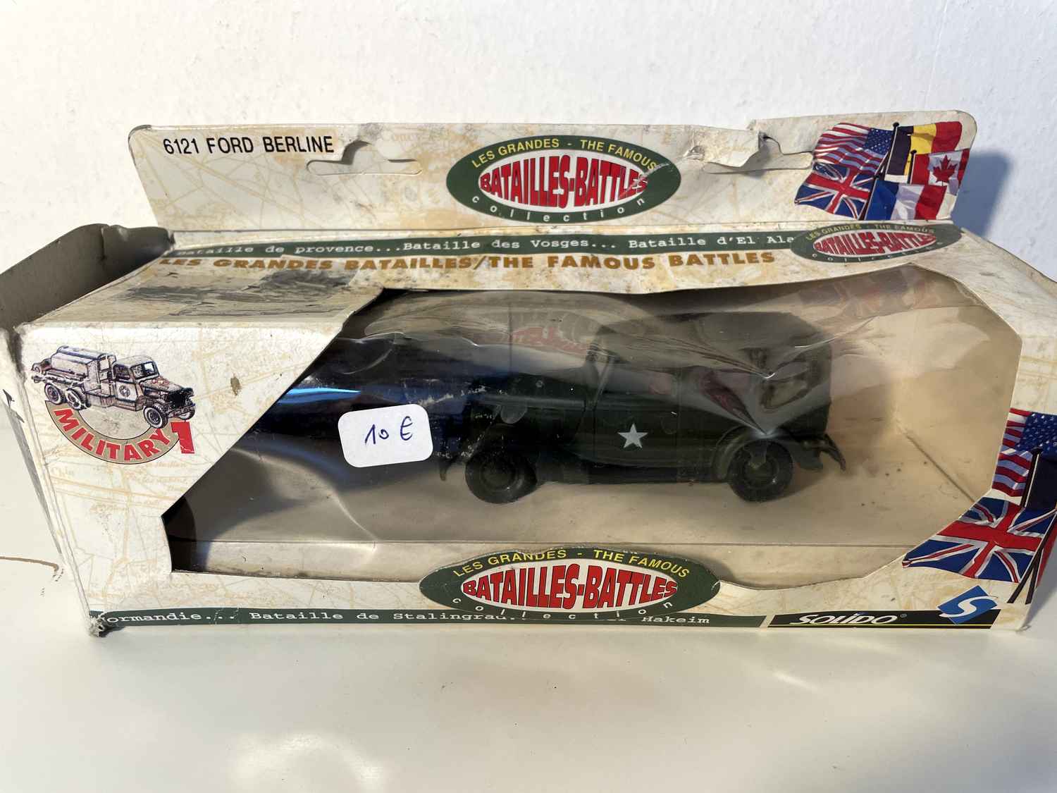 Veículo militar Ford Sedan - Solido