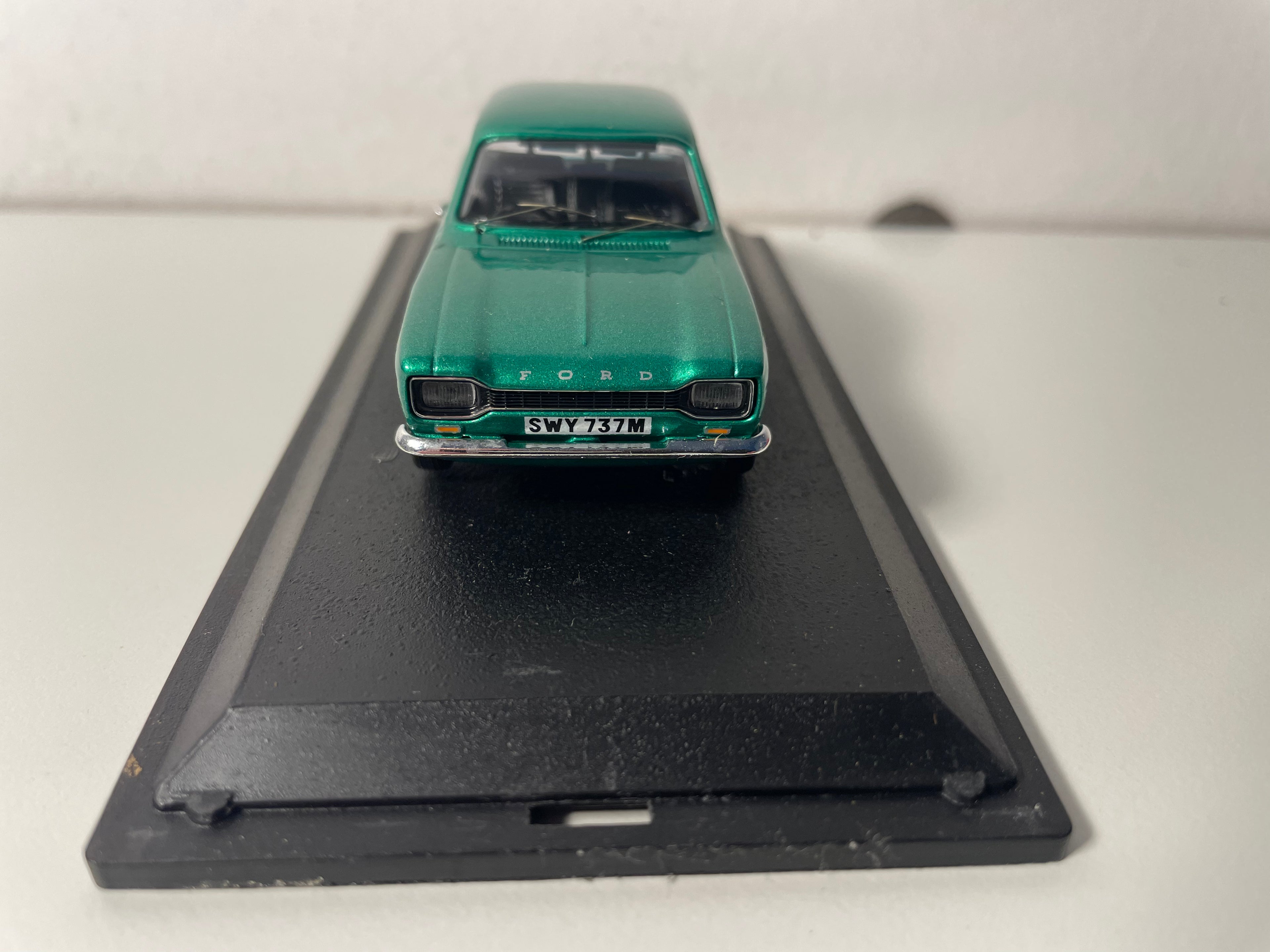 Ford Escort MK1 verde - TROPHEU