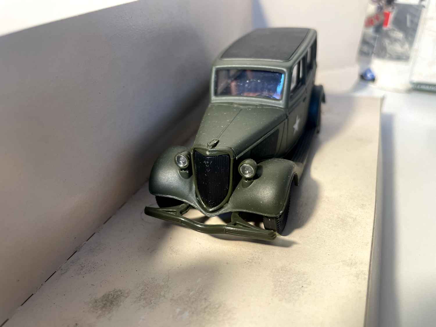 Veículo militar Ford Sedan - Solido