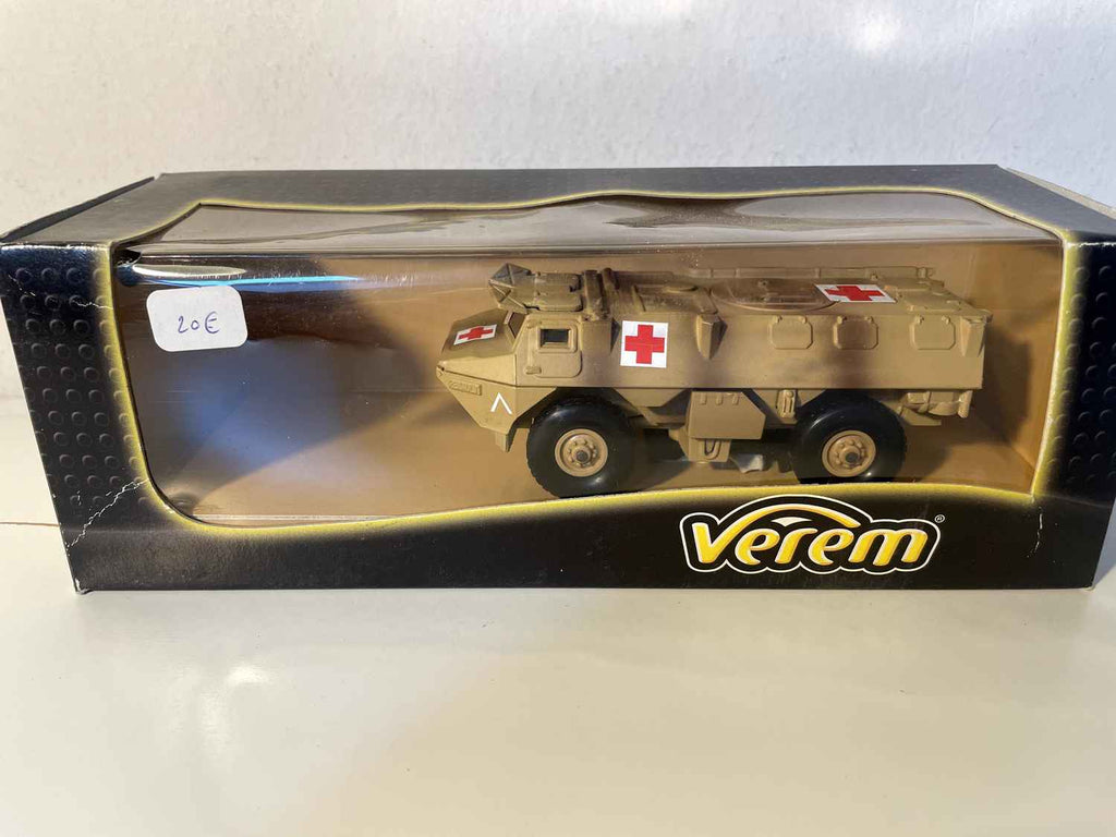 VAB 4x4 V9537 military vehicle - Vérem