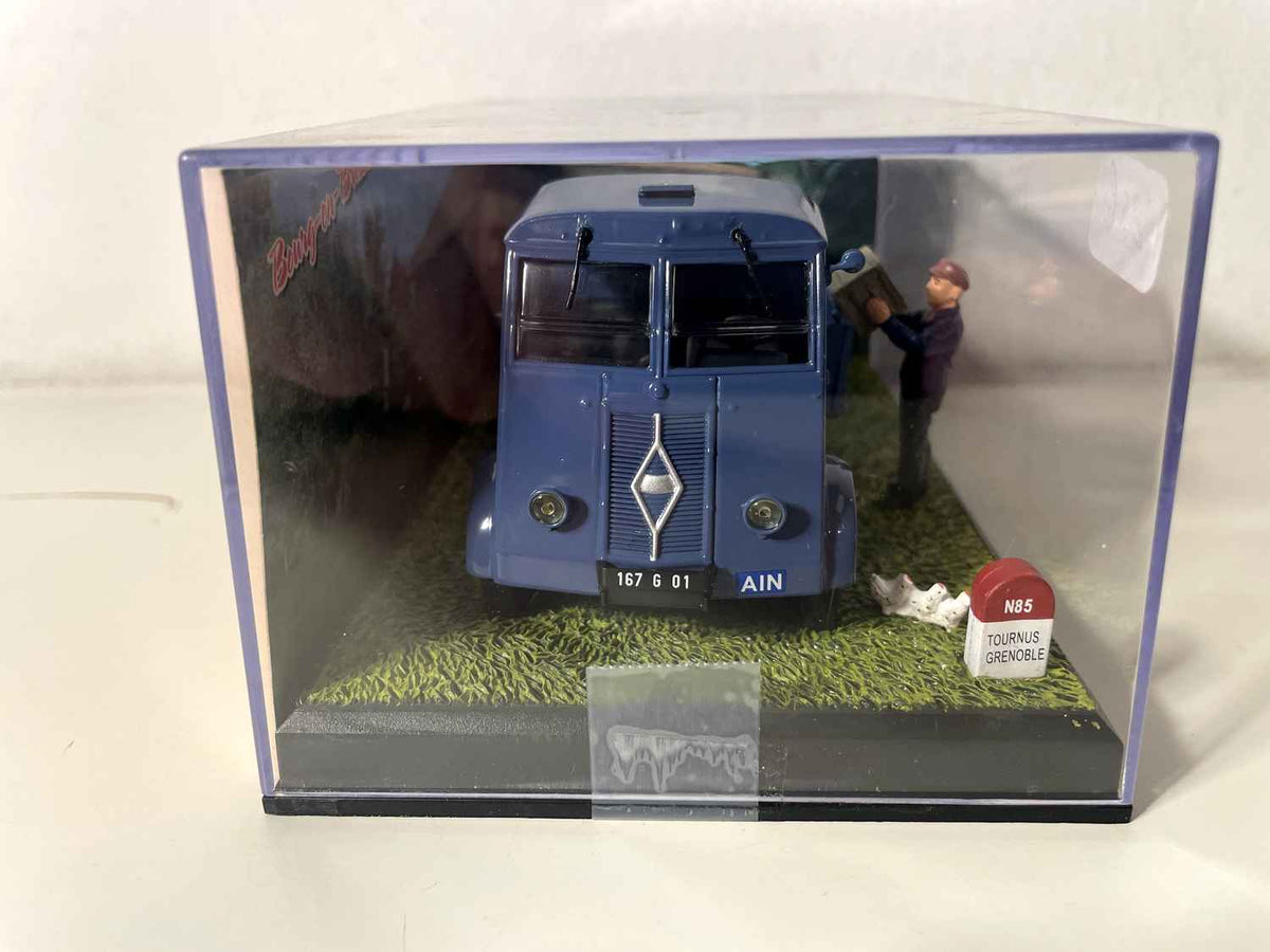 Renault camion AHN plateau bleu - La Nationale 7 - la route bleue