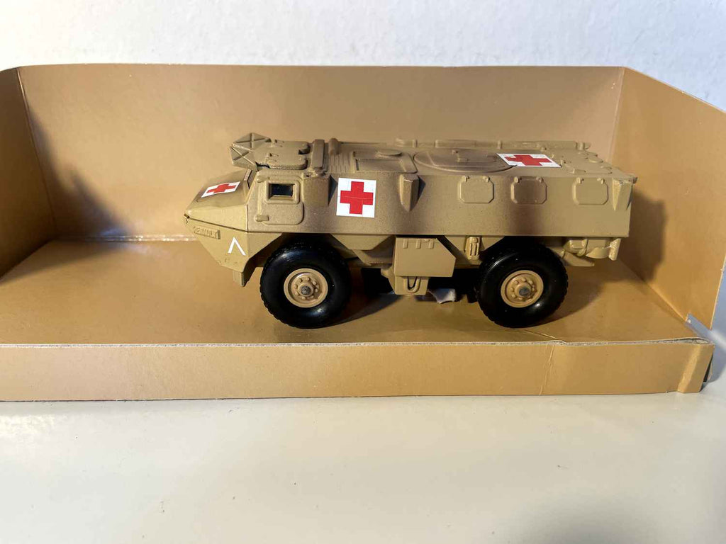 VAB 4x4 V9537 military vehicle - Vérem