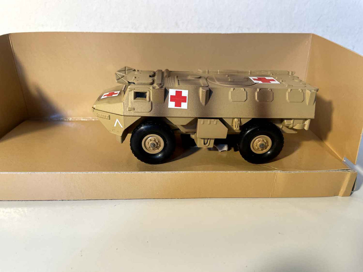 VAB 4x4 V9537 military vehicle - Vérem