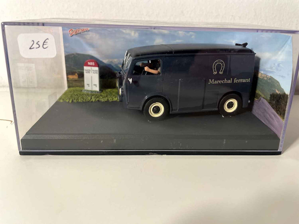 Citroën Tub Dark Gray - La Nationale 7 - The Blue Route