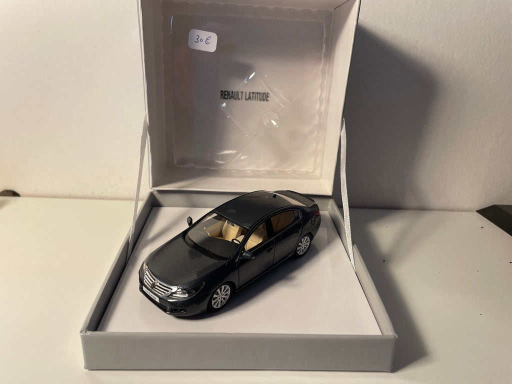 Renault Latitude szary ciemny - SPARK - zestaw w kwadratowym pudełku