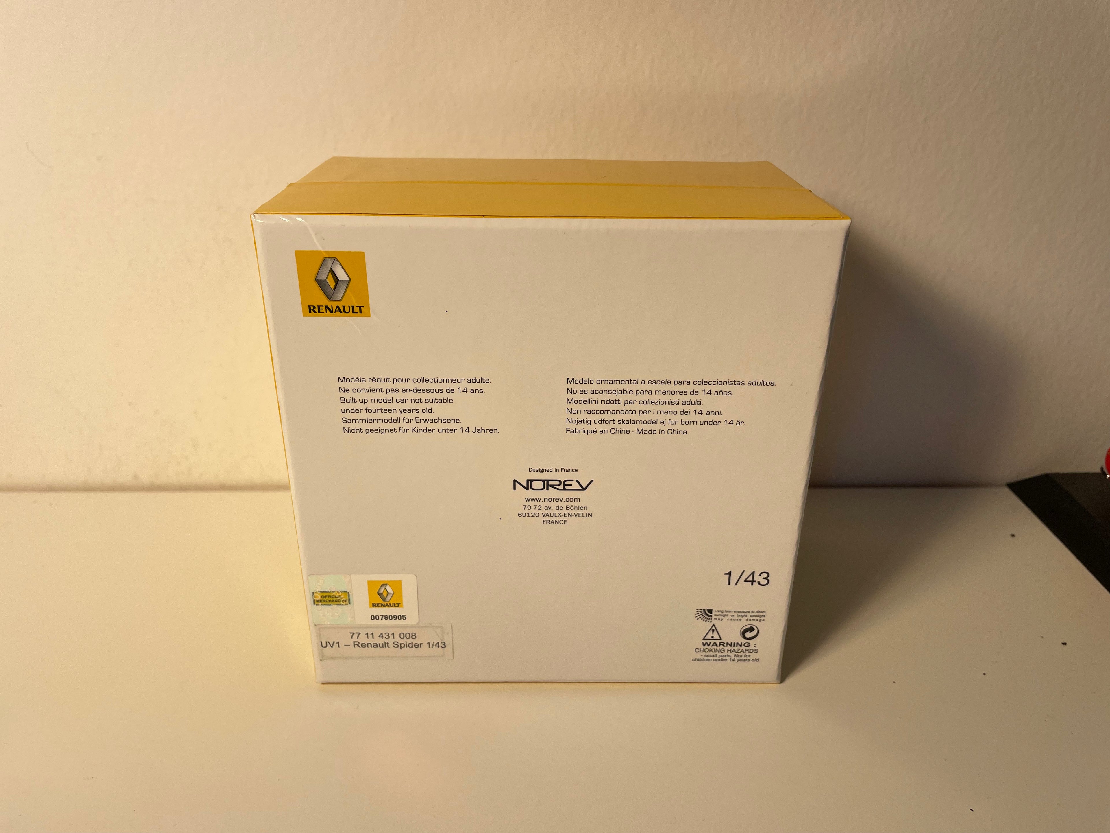 Renault Spider jaune - NOREV - pudełko kwadratowe