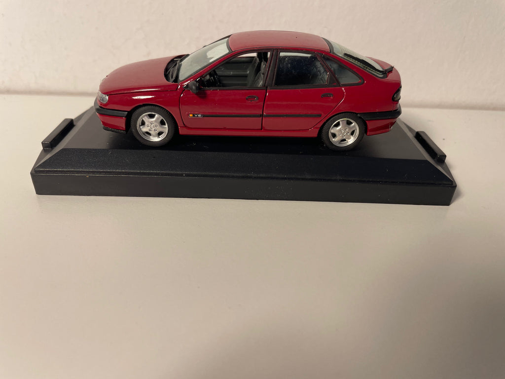 Renault Laguna V6 TXE ciemnoczerwony/bordowy z 1994 - VITESSE numer referencyjny 040 B