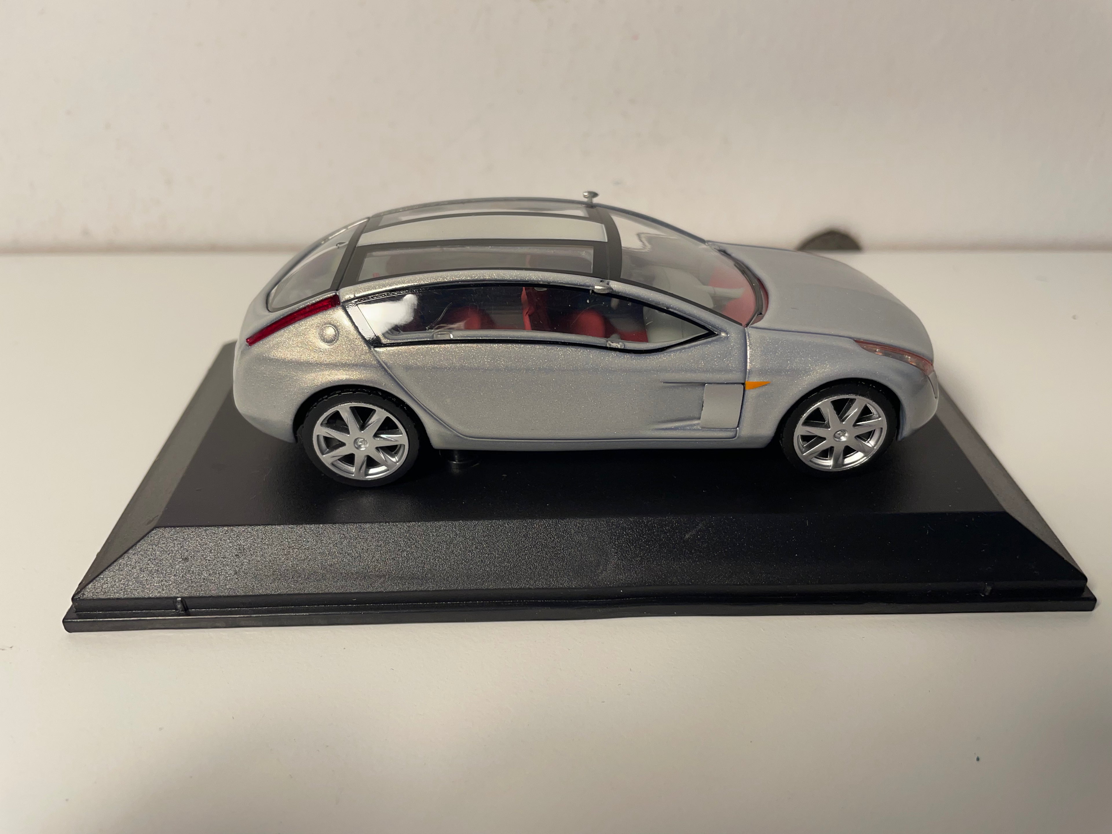 Renault Talisman Grau