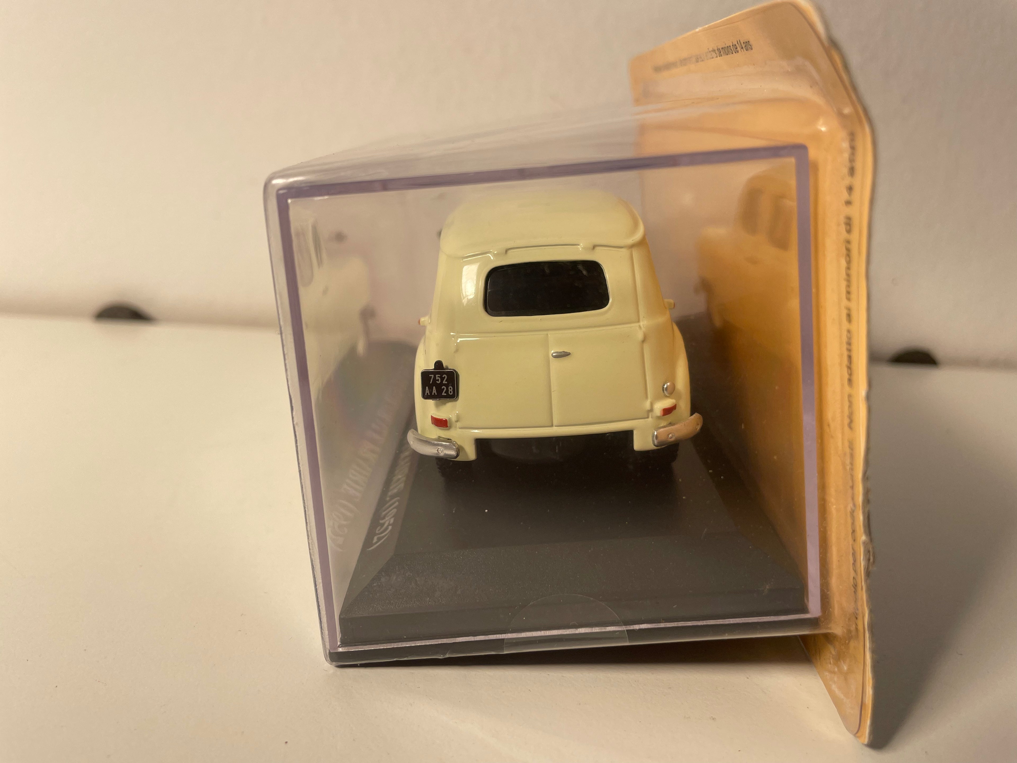Renault Colorale Prairie creme de 1952