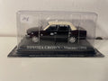 Toyota Crown czarna z kremowym dachem z 1998 roku - Taksówka w Makau (Chiny)
