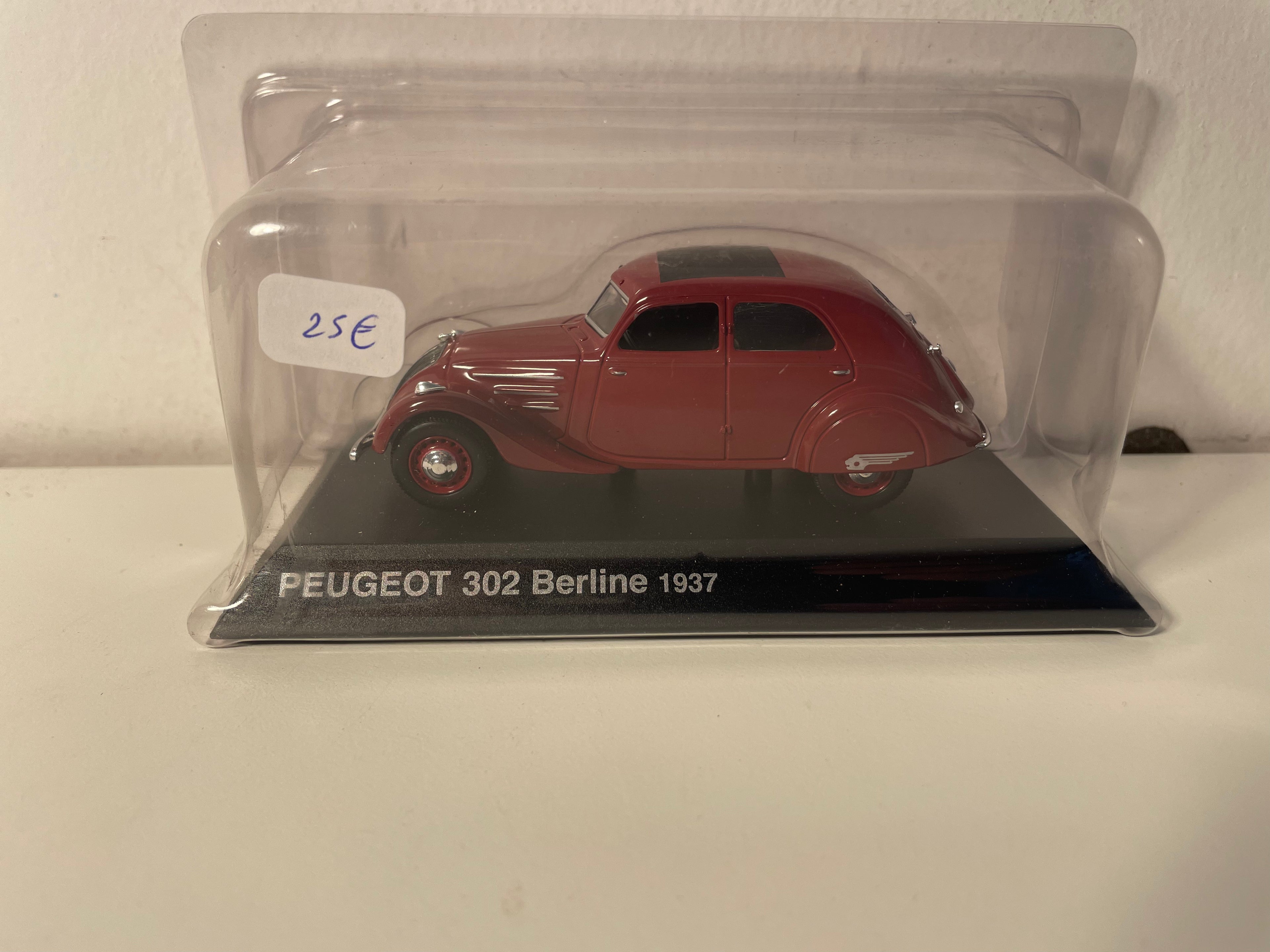 1937 Peugeot 302 Borgoña Sedán