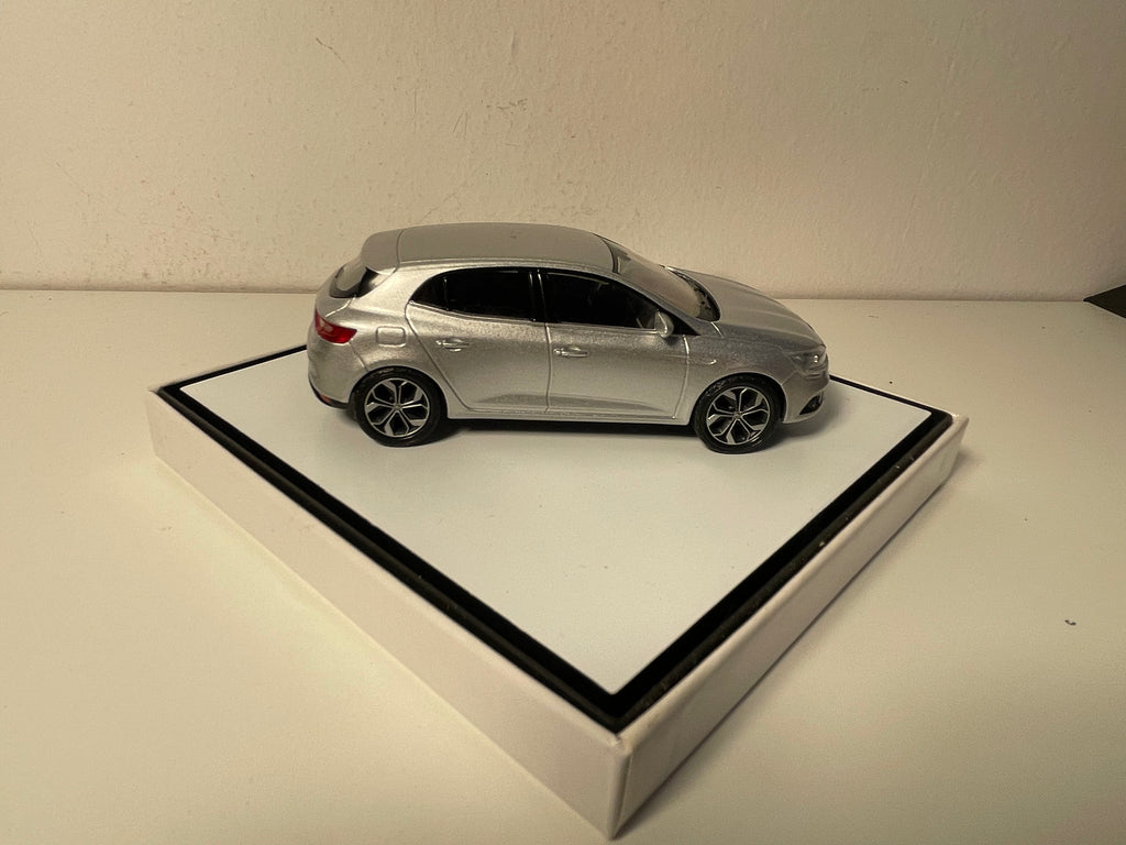 Renault Mégane szara - pudełko kwadratowe