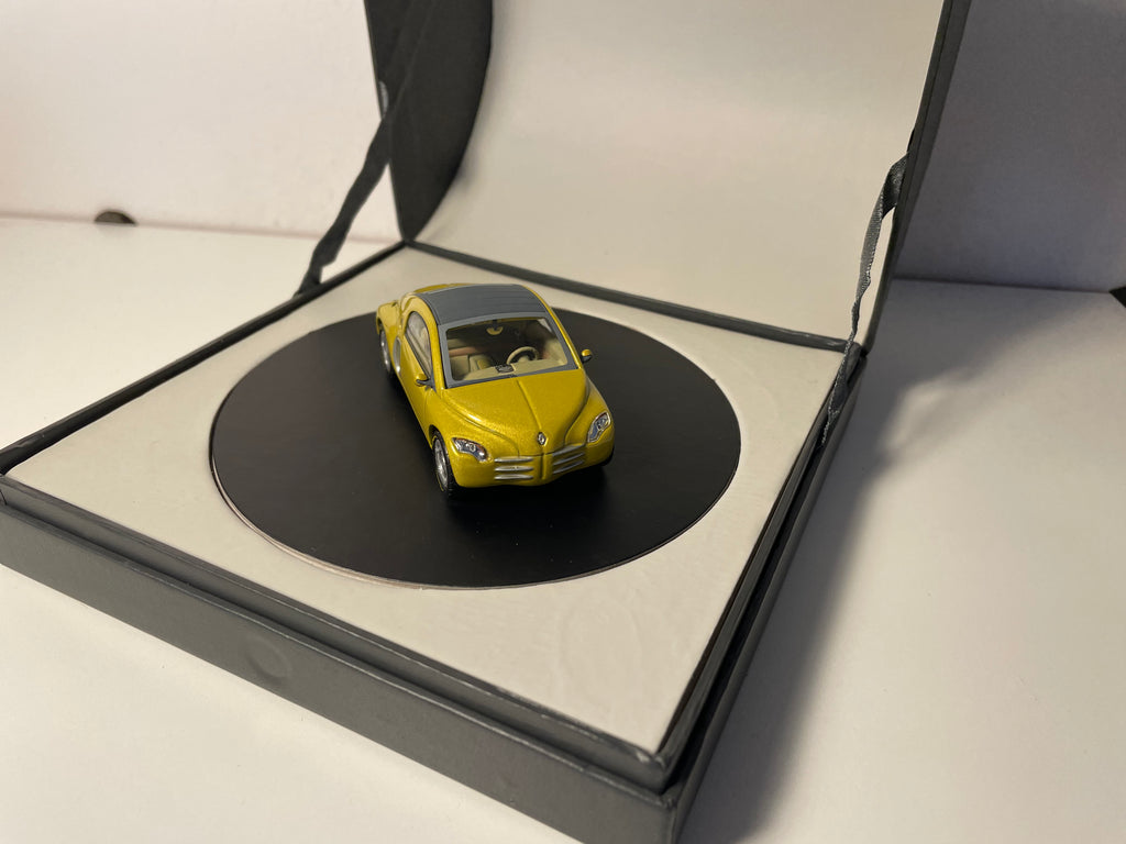 Renault Fiftie jaune de 1996 - concept car  - coffret boite carrée marron - NOREV
