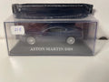 Aston Martin DB9 an donkelblo