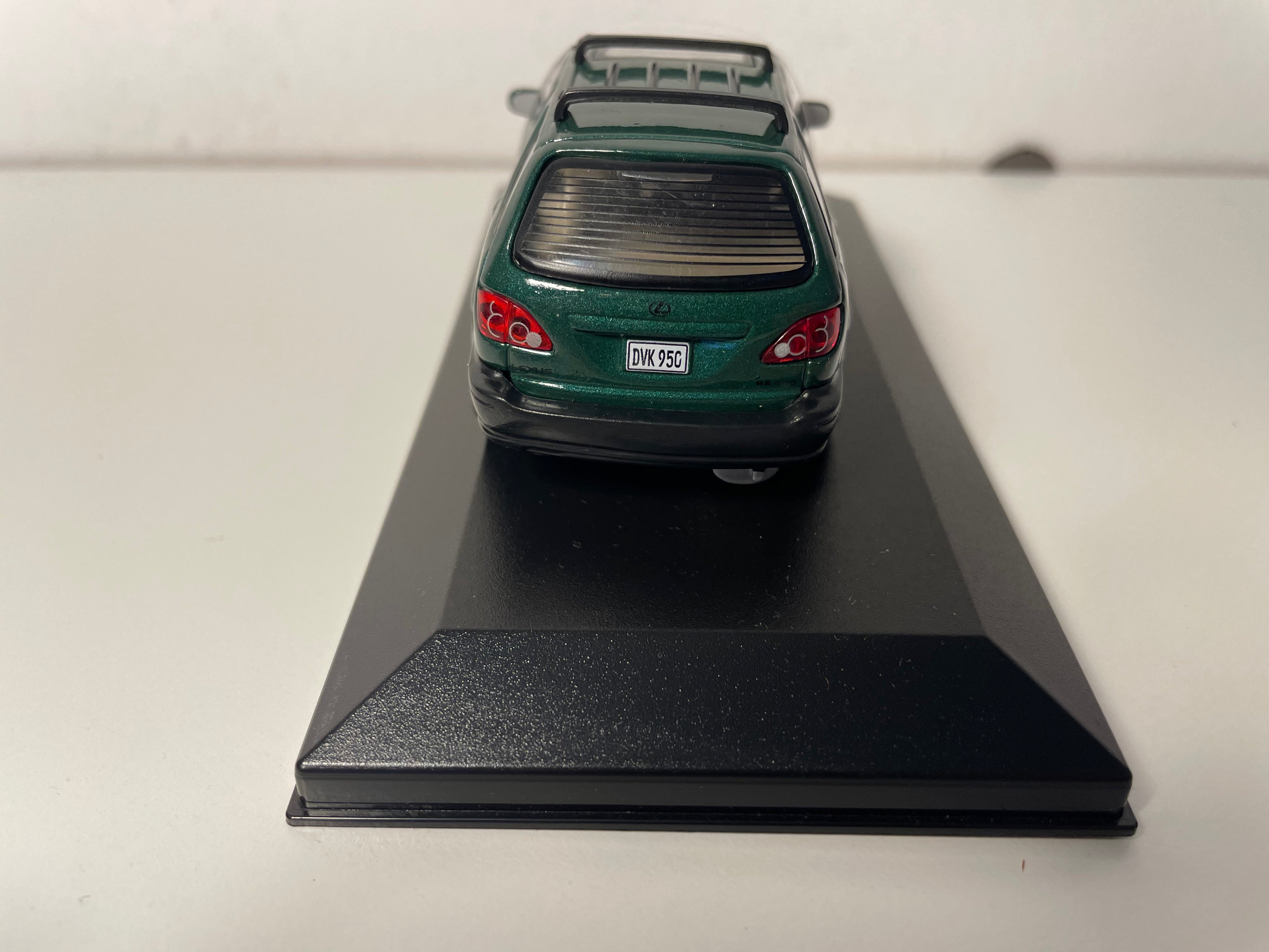 Toyota Lexus RX 300 verde