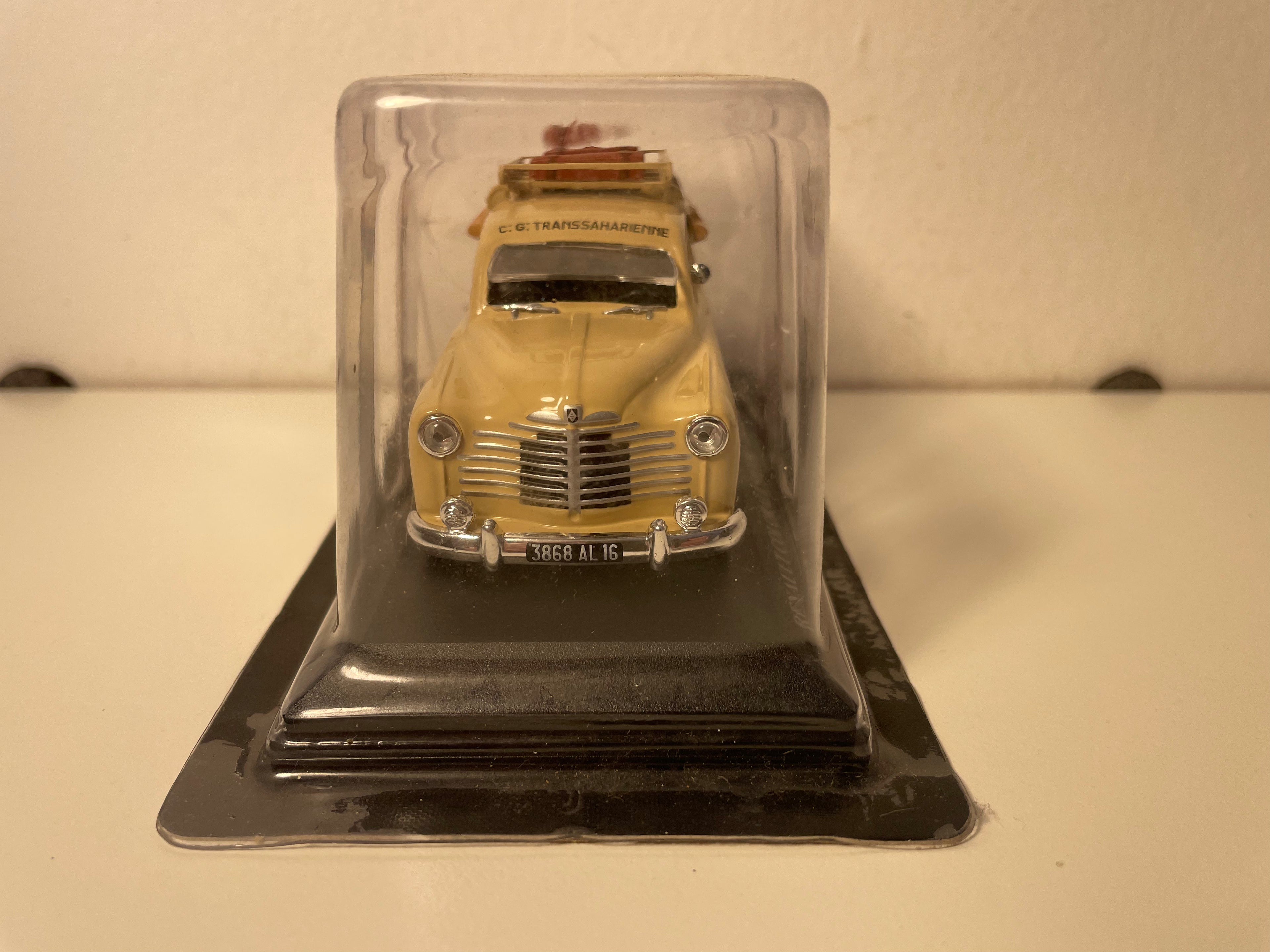 Renault colorale savane marron de 1955 - Tamanrasset (sous blister)