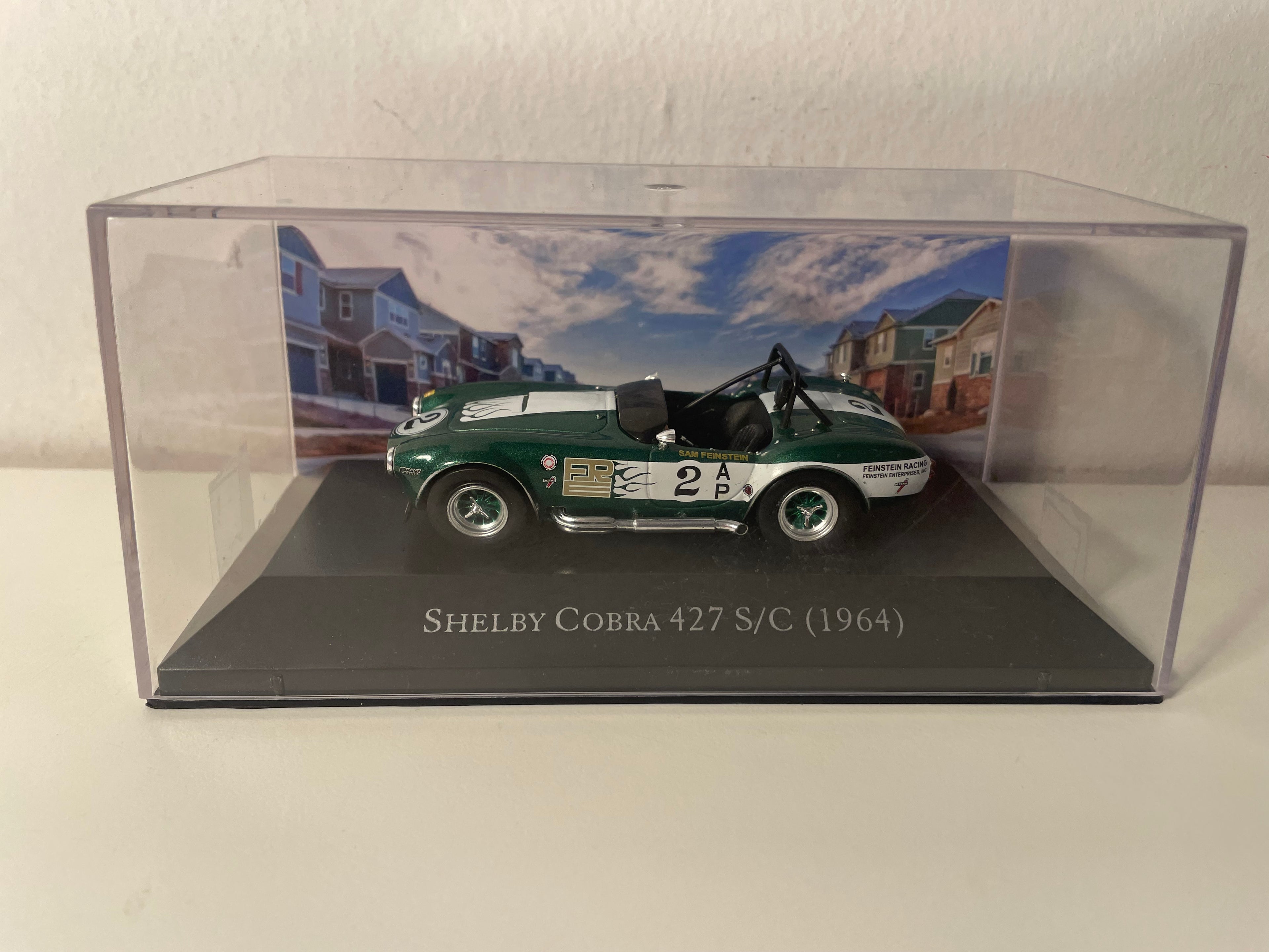 Shelby Cobra 427 S/C verde y blanca de 1964