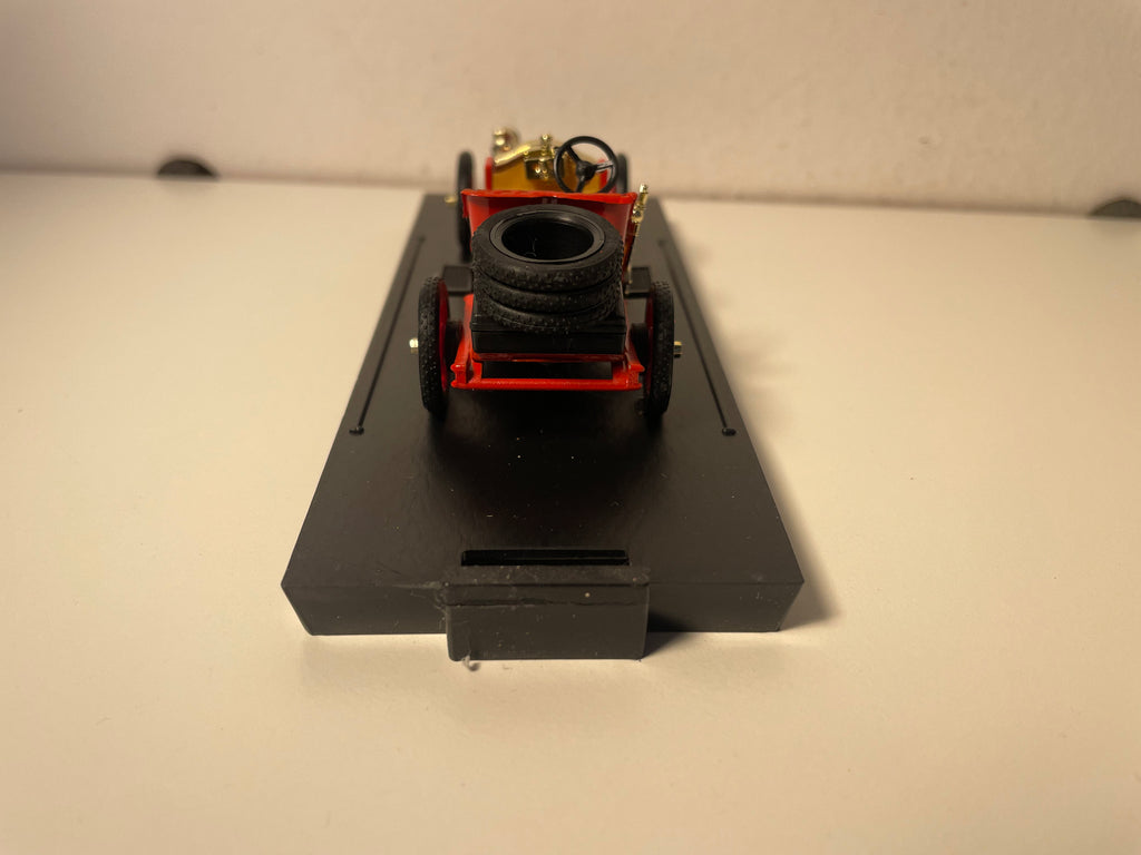 Renault GB 3B czerwony, z numerem 1 - BRUMM