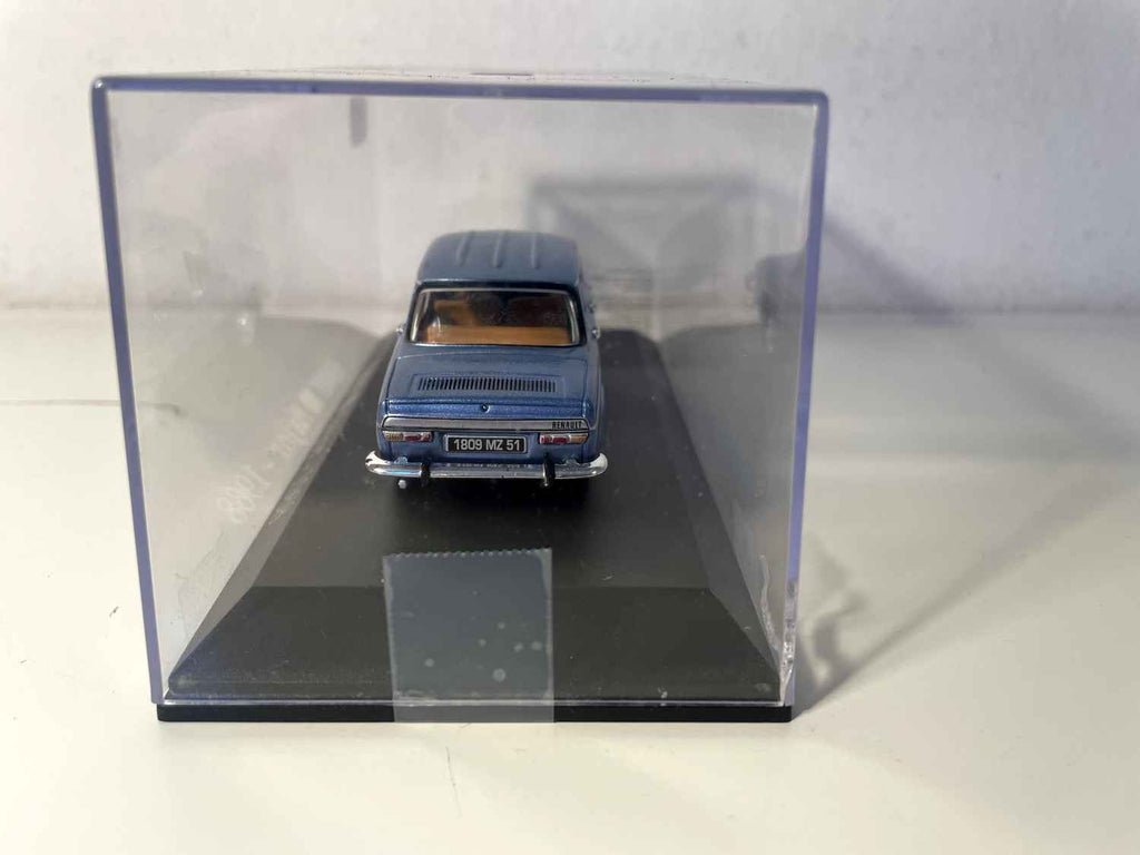 Blauwe Renault 10 Major uit 1968