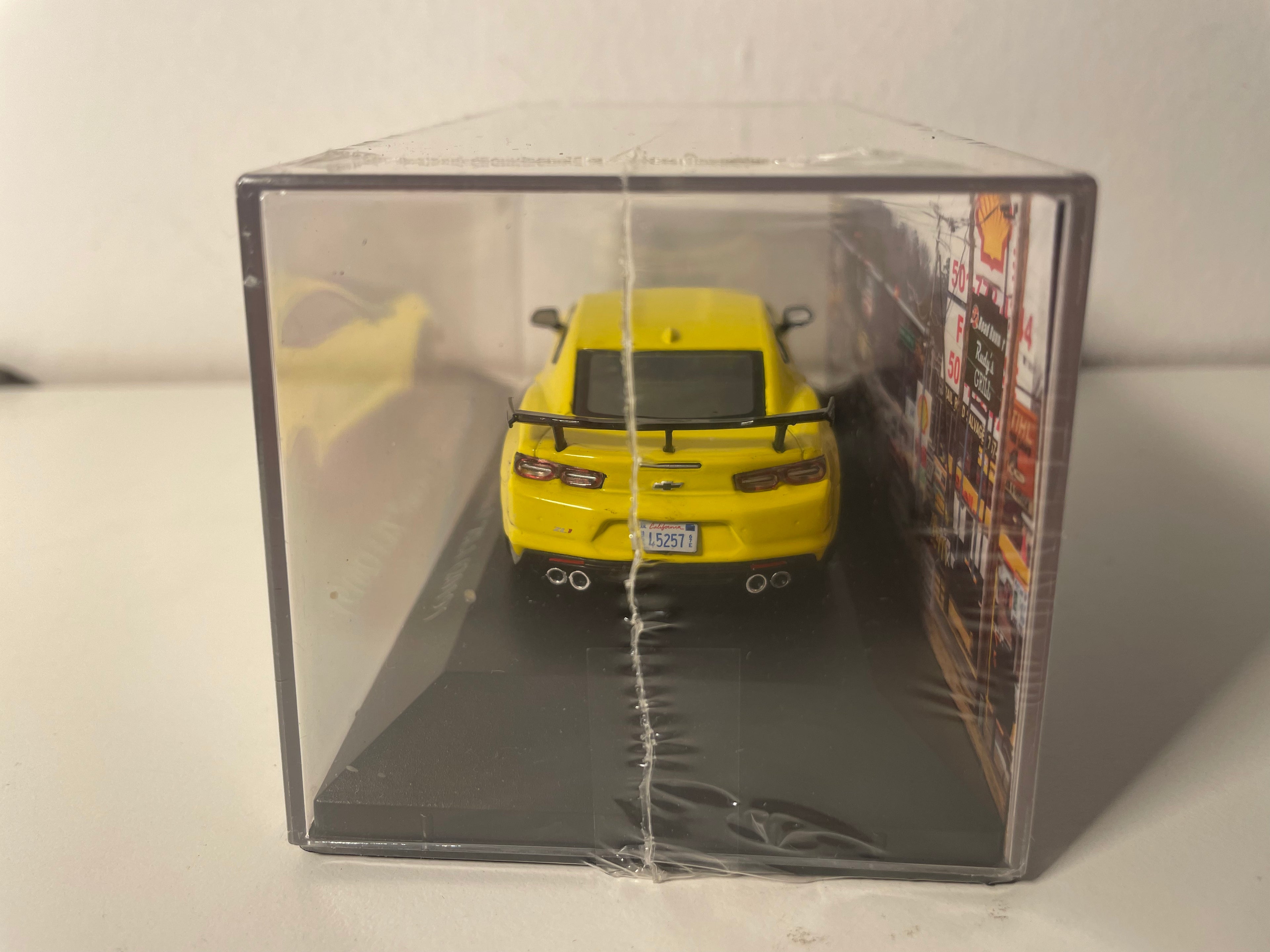 Chevrolet Camaro ZL1 jaune et noire de 2019 (voiture américaine)