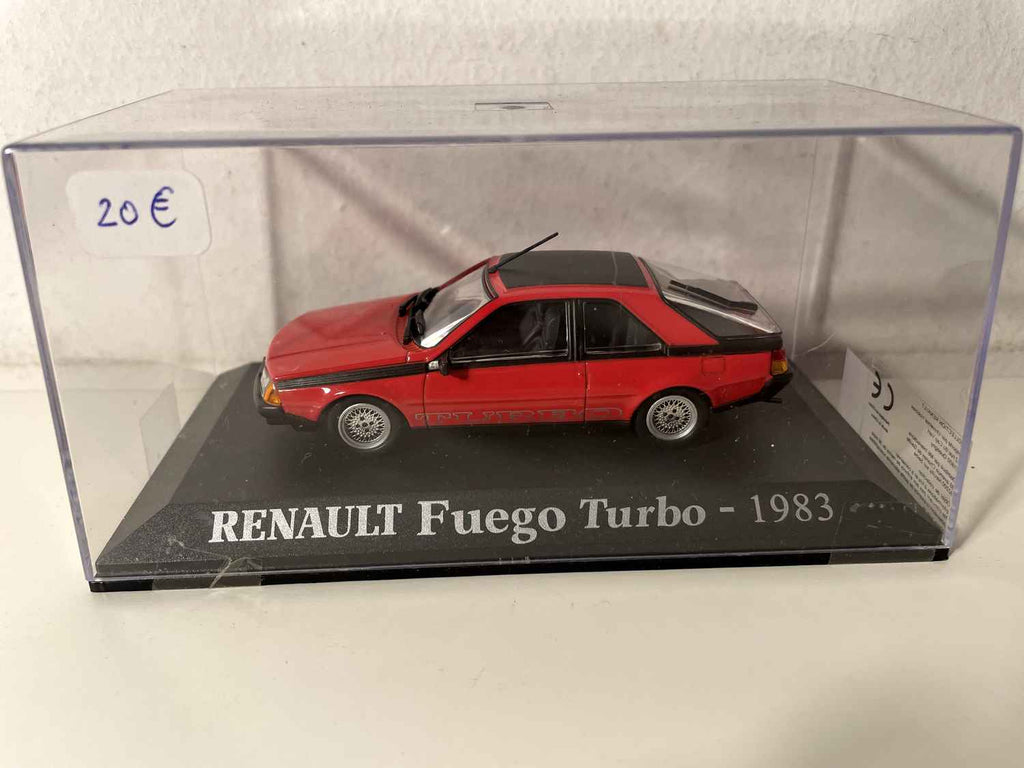 1983 Renault Fuego Turbo a rout mat schwaarzem Daach