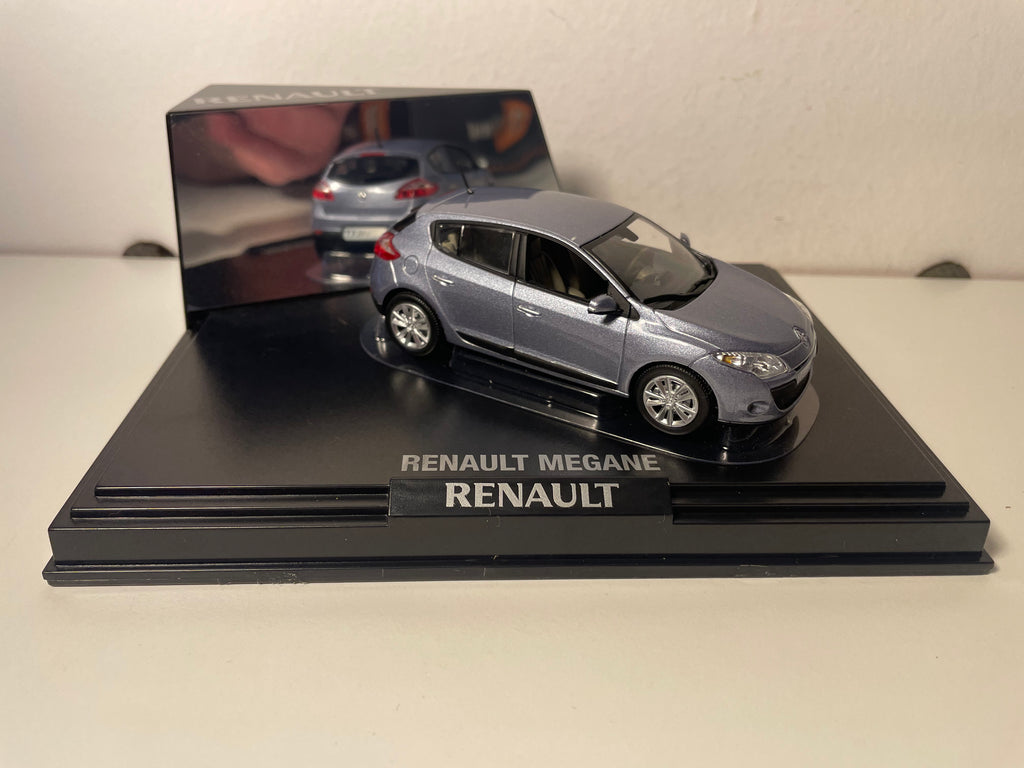 Renault Mégane blue sedan (foam blue) - NOREV - rectangular box set (box No. 2)