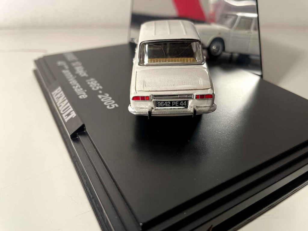 Renault 10 Major wit van 1965 (40-jarig jubileum: 1965 - 2005) - NOREV