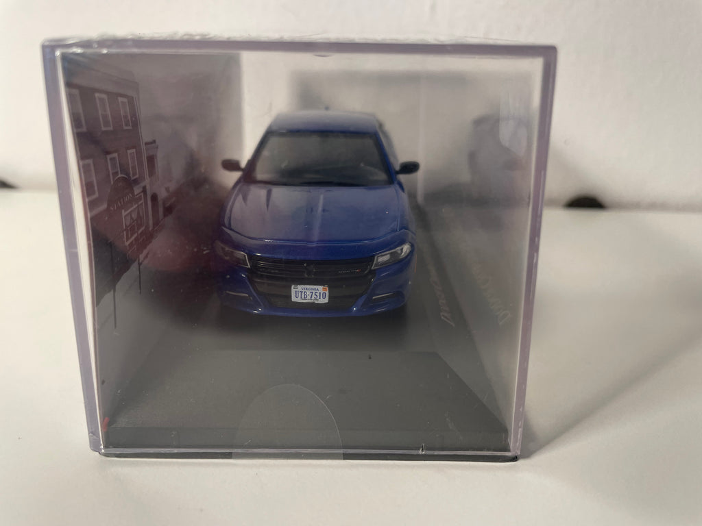Dodge Charger SXT AWD bleu de 2020 (voiture américaine)