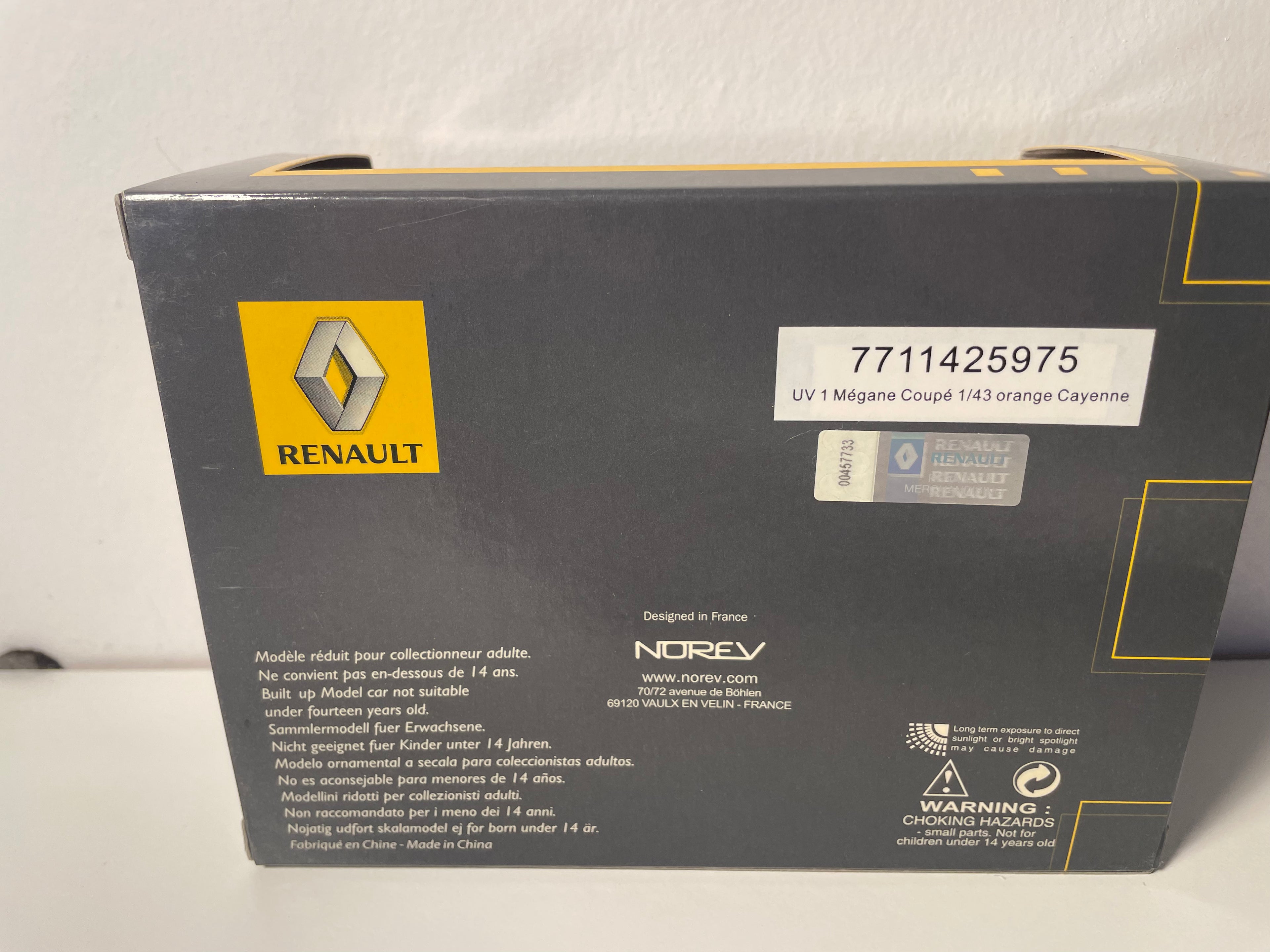 Renault Mégane coupe orange (orange Cayenne) - NOREV - box set rectangular (box N°8)