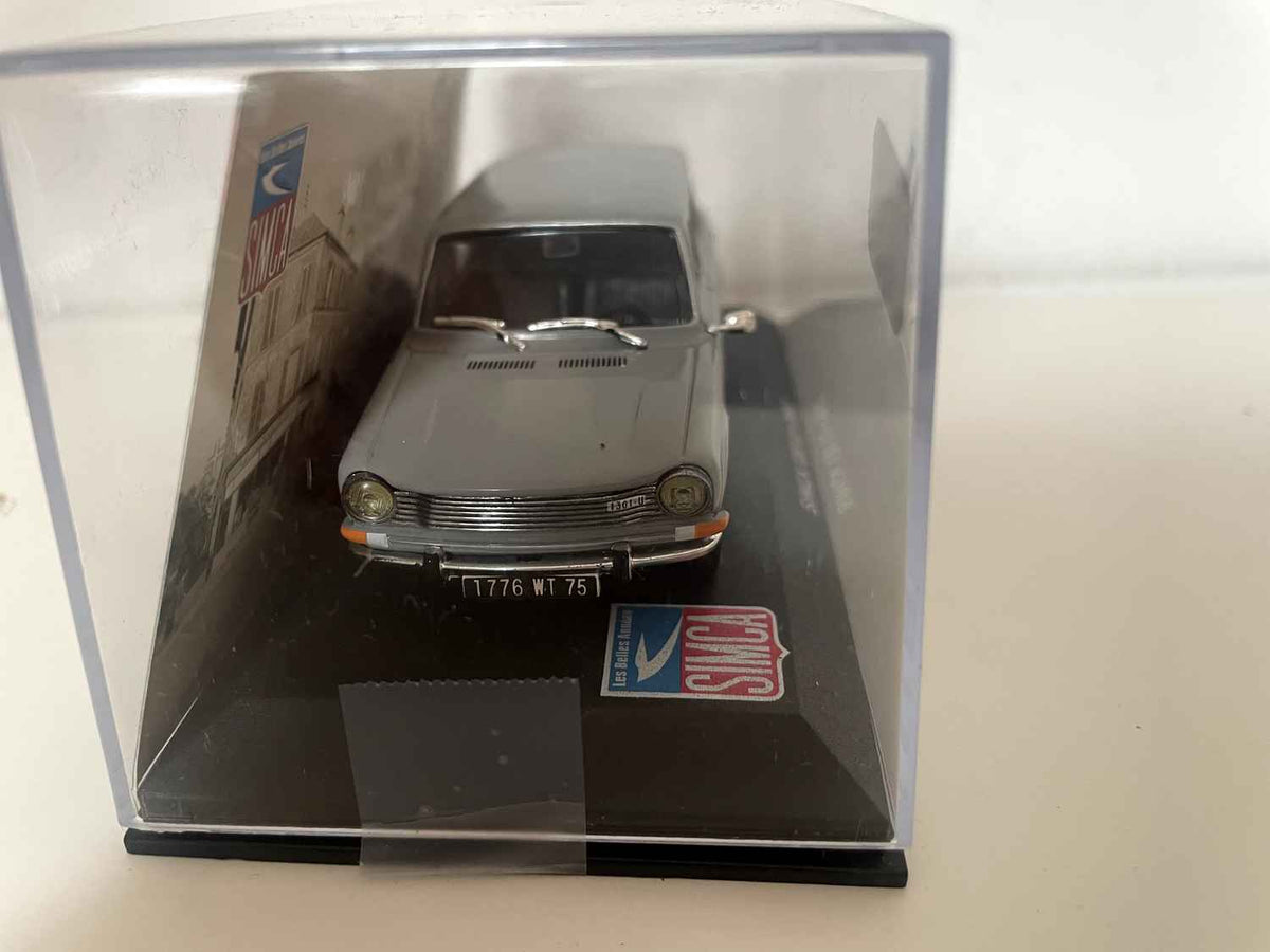 Gro SIMCA 1301U vun 1967