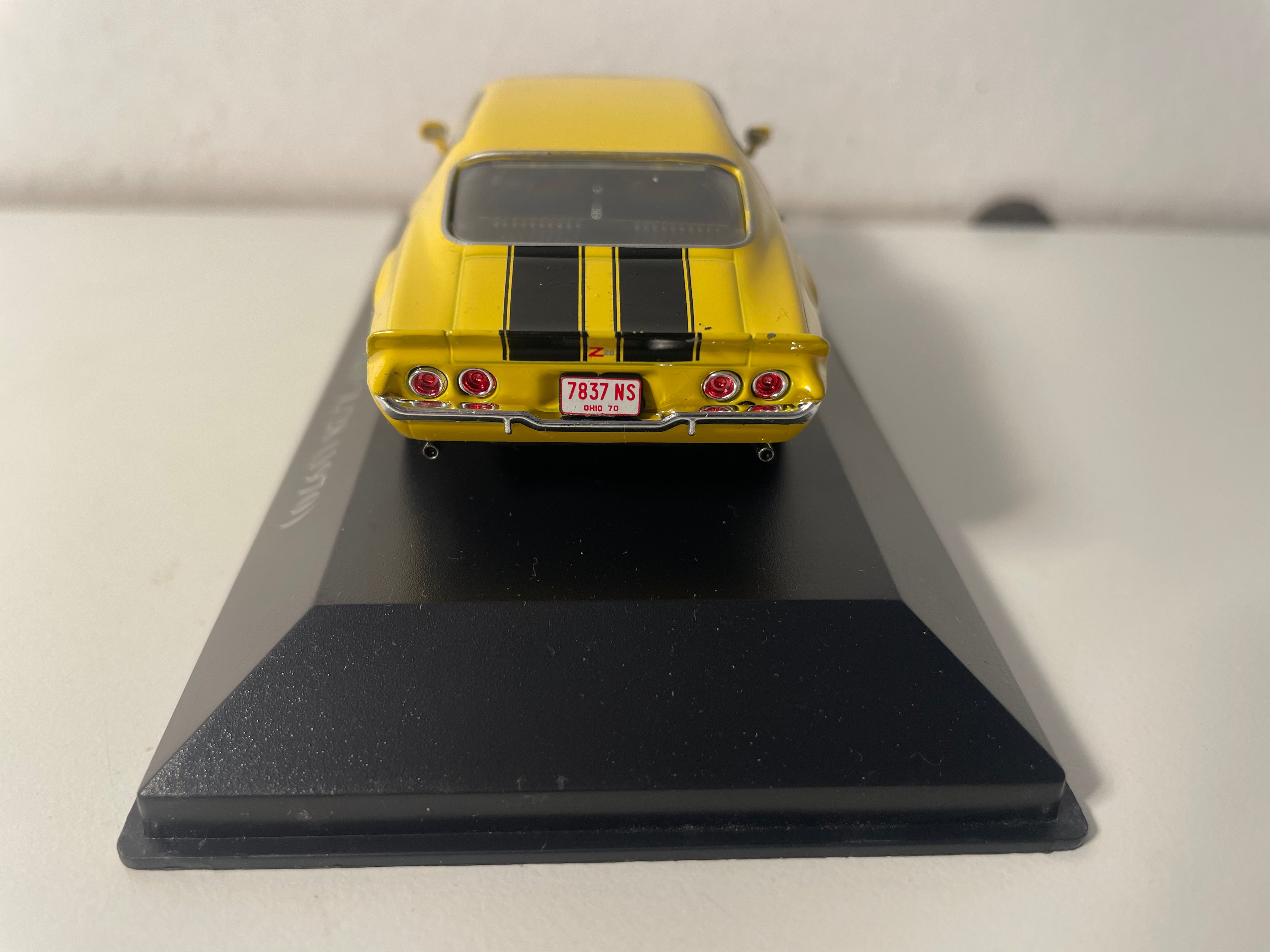 1970 Yellow and Black Chevrolet Camaro Z/28 (American Car)