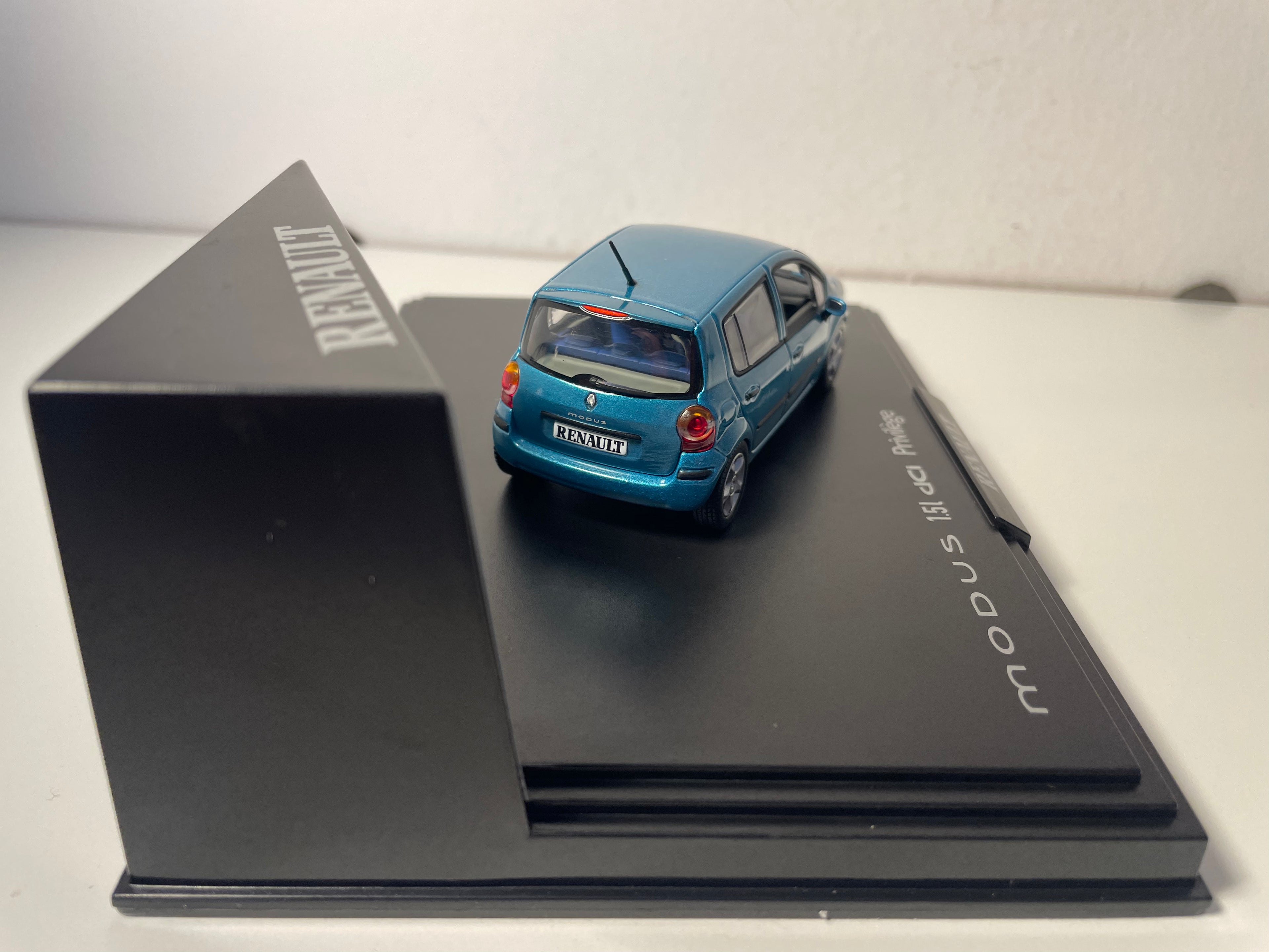 Renault Modus 1,5l dCi Privilège grün/blau (minzblau) - NOREV - rechteckiges Boxset (Box N°12)