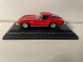 Chevrolet Corvette C2 Sting Ray Coupé rossa del 1963 (auto americano)