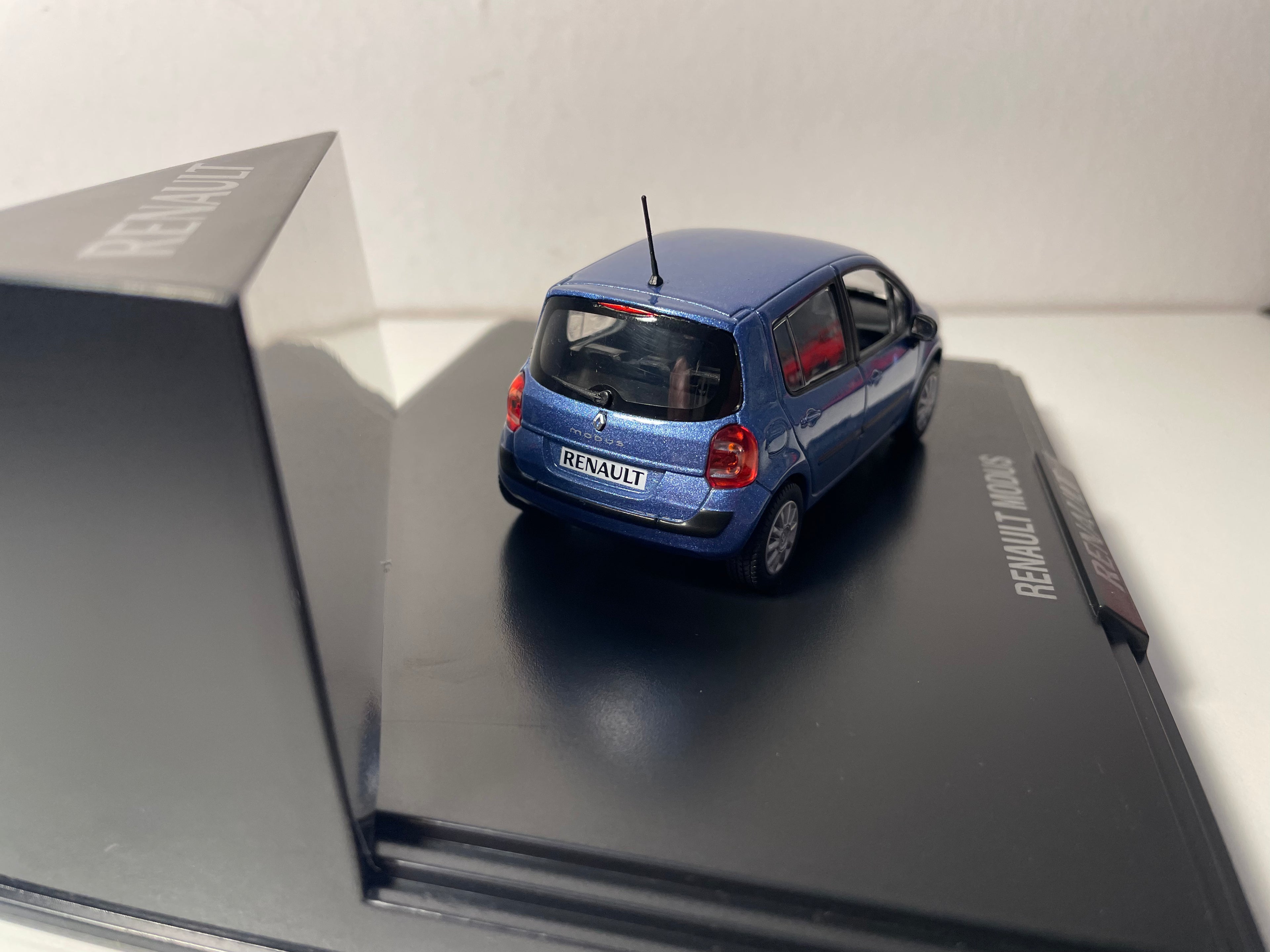 Renault Modus fase 2 azul (estrela azul) - NOREV - caixa retangular de colecionador (caixa N°13)