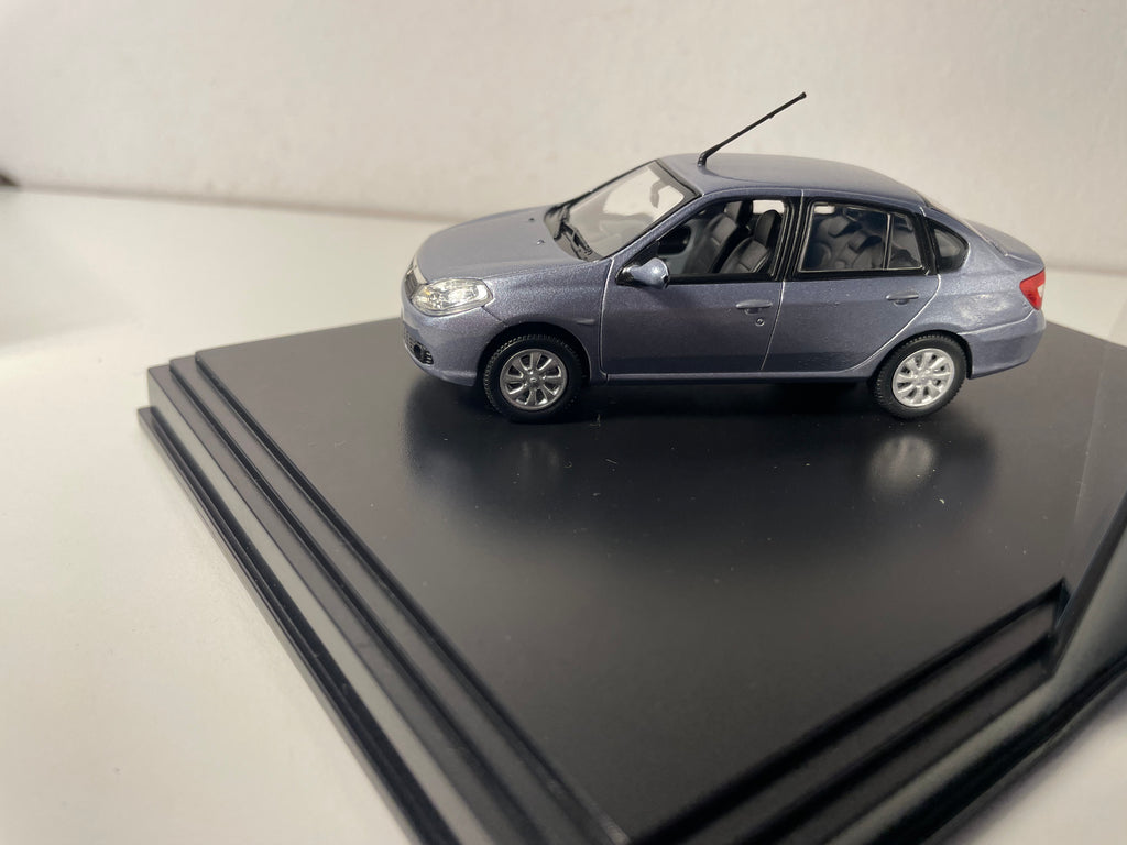 Renault Symbol - Thalia blue (foam blue) - NOREV - rectangular box set (box No. 14)