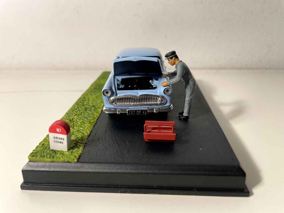 Simca Trianon azul cielo - La Nationale 7 - la ruta azul