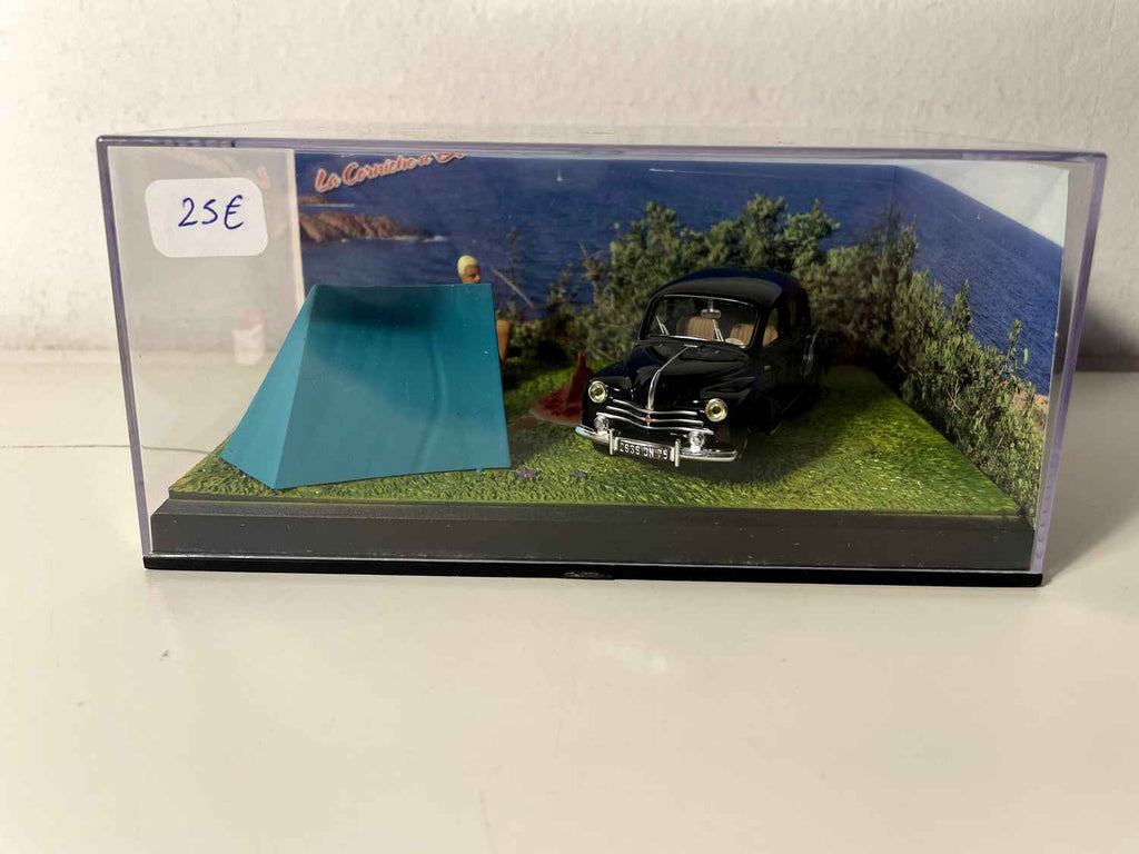 Zwarte Renault 4 CV - Nationale 7 - De Blauwe Route
