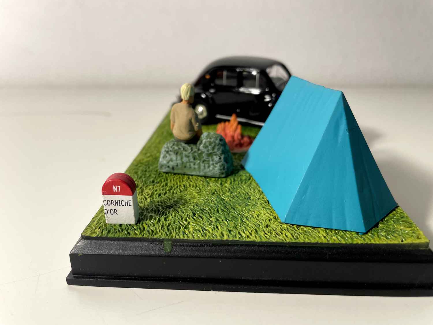 Renault 4 CV Preto - Nationale 7 - A Rota Azul