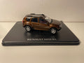 Renault Duster brązowy z 2010 roku - SOLIDO - zestaw w prostokątnej pudełku (pudełko nr 19)