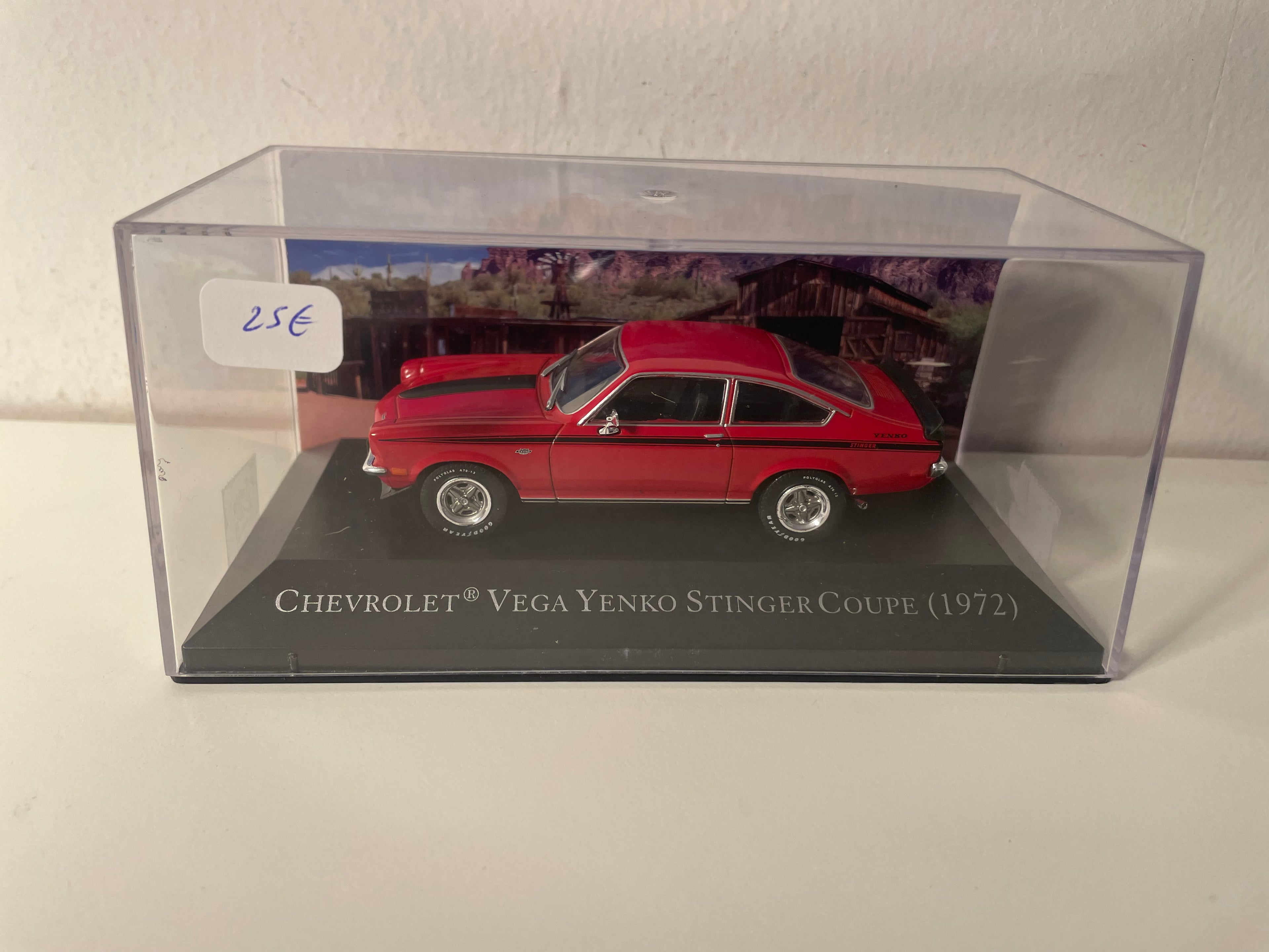 Chevrolet Vega Yenko Stinger Coupé rojo de 1972 (coche americano)