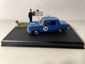 Renault 8 Gordini bleue avec le numéro 15 - La Nationale 7 - la route bleue