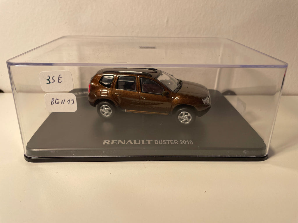 Renault Duster brązowy z 2010 roku - SOLIDO - zestaw w prostokątnej pudełku (pudełko nr 19)