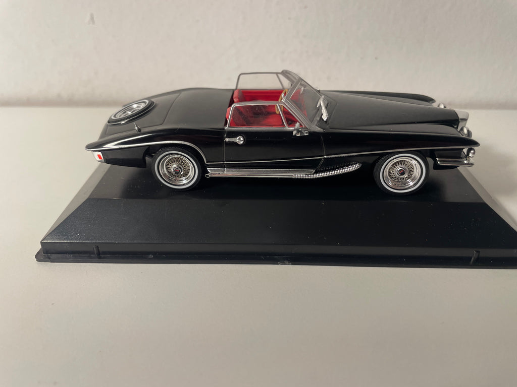 1971 Stutz Blackhawk Black (American Car)