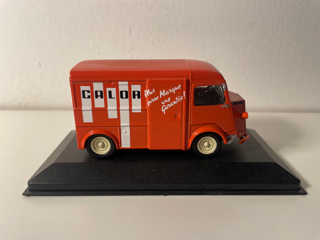 Citroën type H orange avec publicité CALOR (véhicule sans protection)