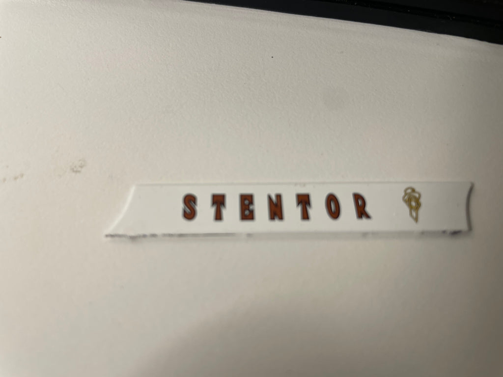 Citroën tipo HY castanho com teto branco de 1962 com publicidade para café STENTOR (veículo sem proteção)