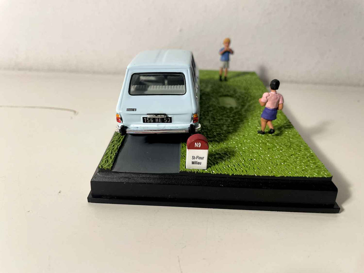 Renault 6 azul - La Nationale 7 - a estrada azul