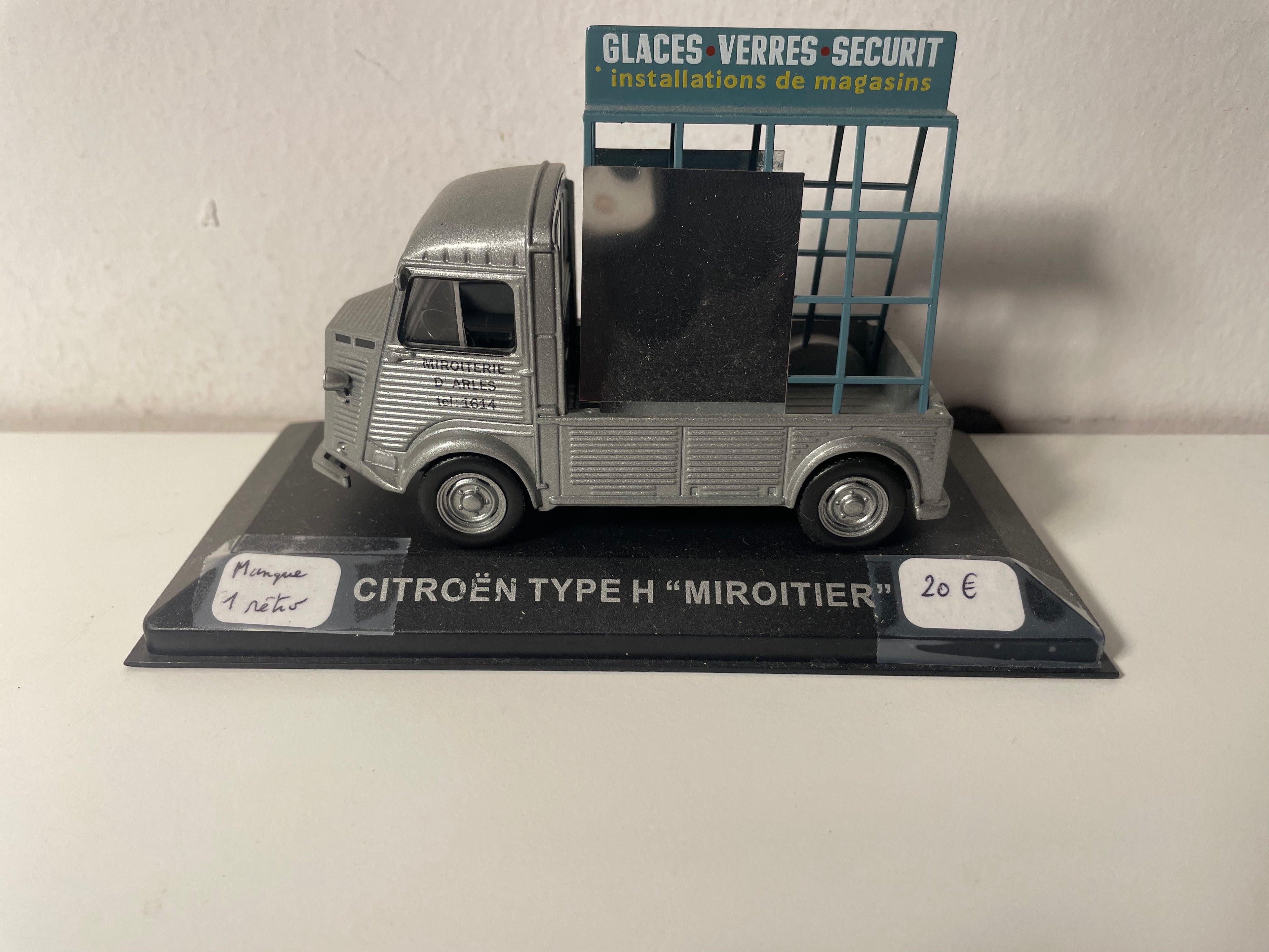 Citroën tipo H gris Miroitier (vehículo sin protección)