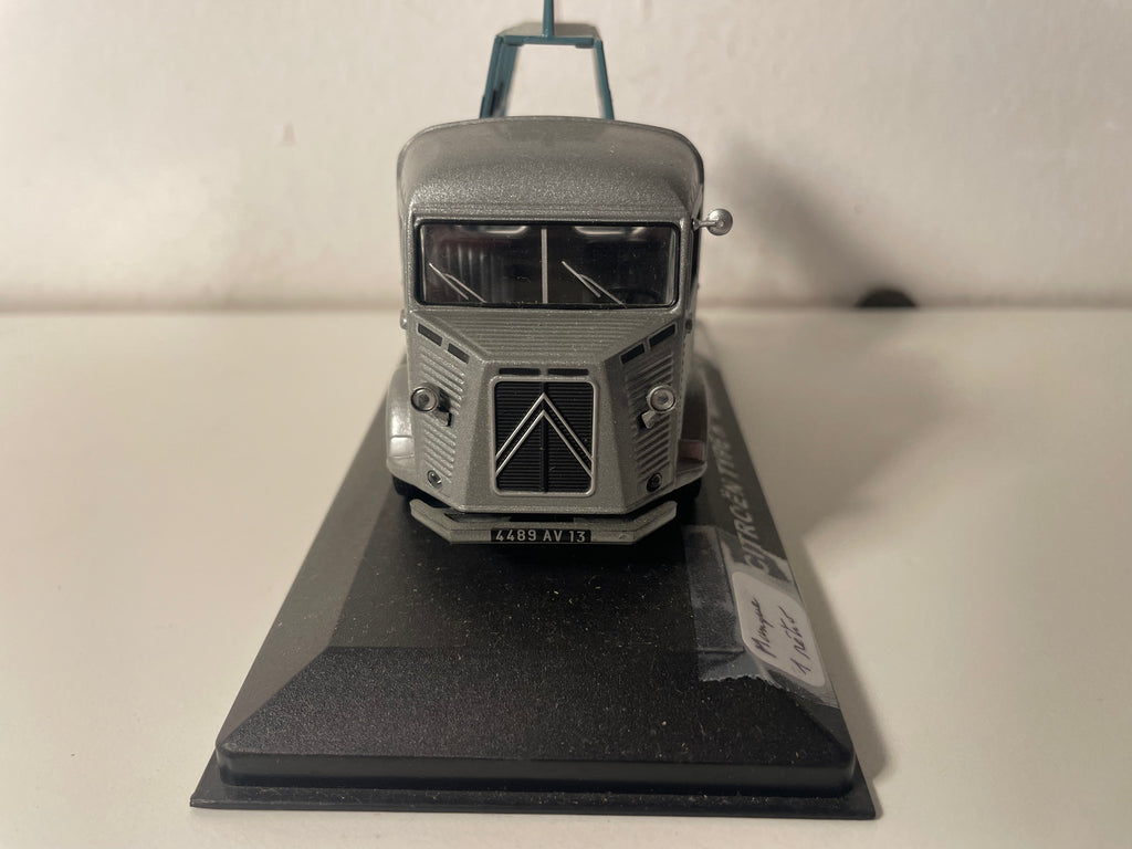Citroën tipo H gris Miroitier (vehículo sin protección)