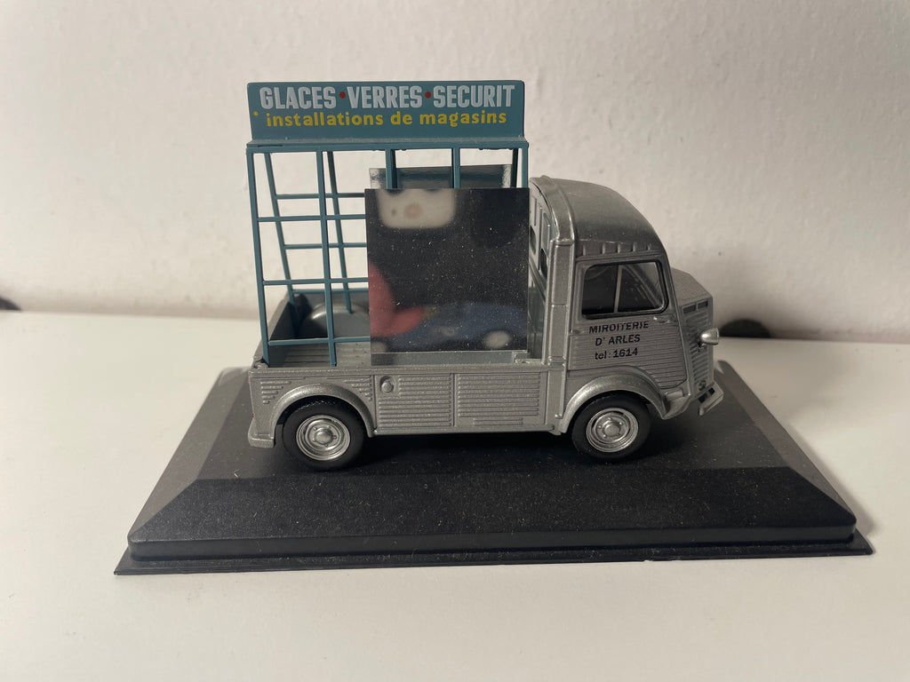 Citroën tipo H gris Miroitier (vehículo sin protección)