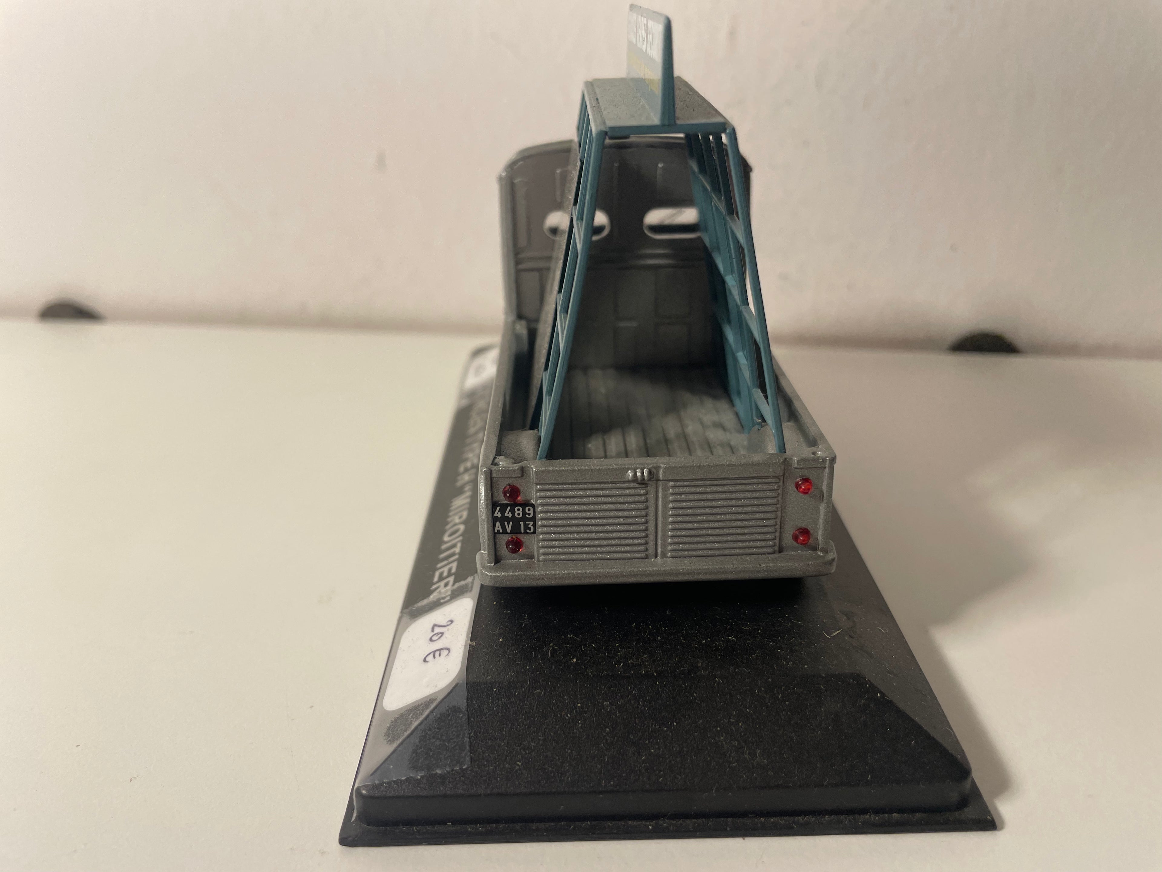 Citroën tipo H gris Miroitier (vehículo sin protección)